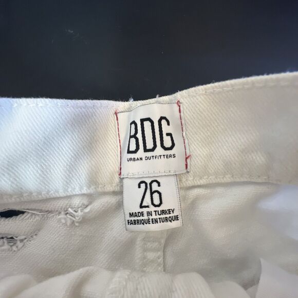 BDG Urban Outfitters Shorts Womens 26 White Denim High Rise Raw Hem Frayed - Picture 3 of 8